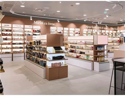 Các trường hợp hiển thị nước hoa hiện đại