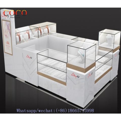 Đồ trang sức thủy tinh kiosk